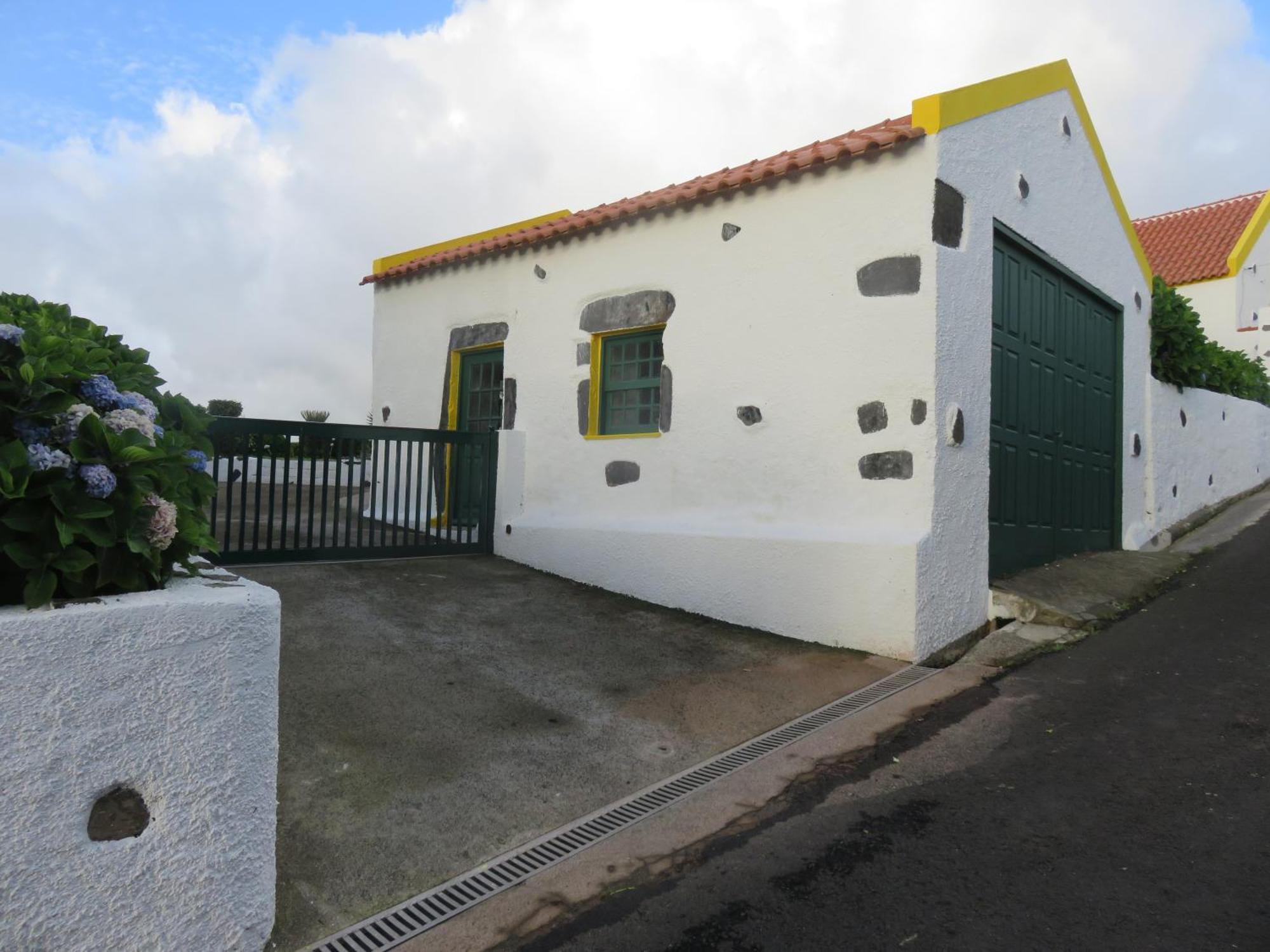 Villa Cedros Санта Круз да Флорес Екстериор снимка