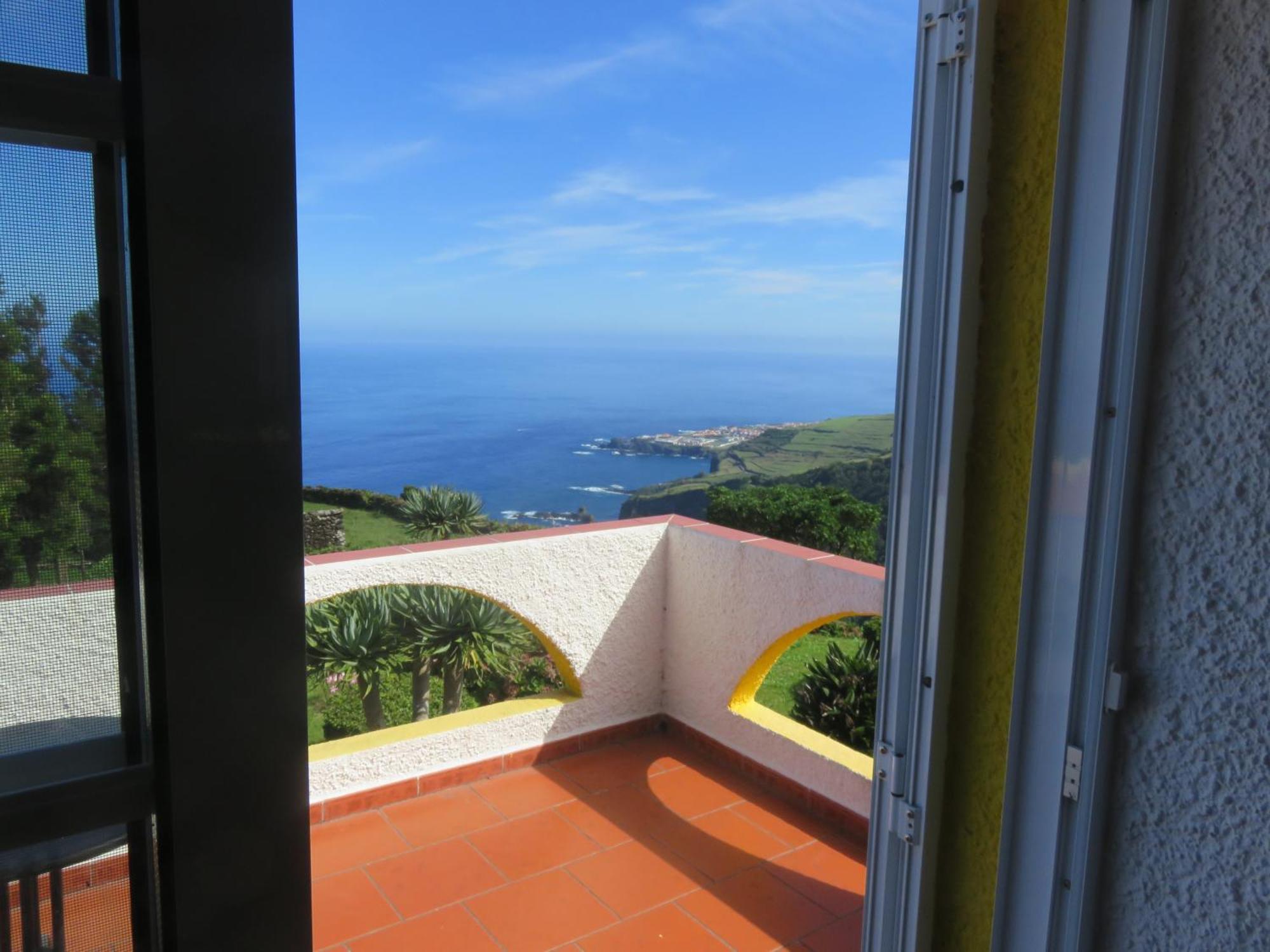 Villa Cedros Санта Круз да Флорес Стая снимка